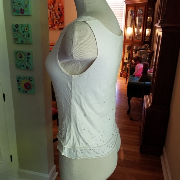 Anthro "Moth" Tank - Picture 5 of 6